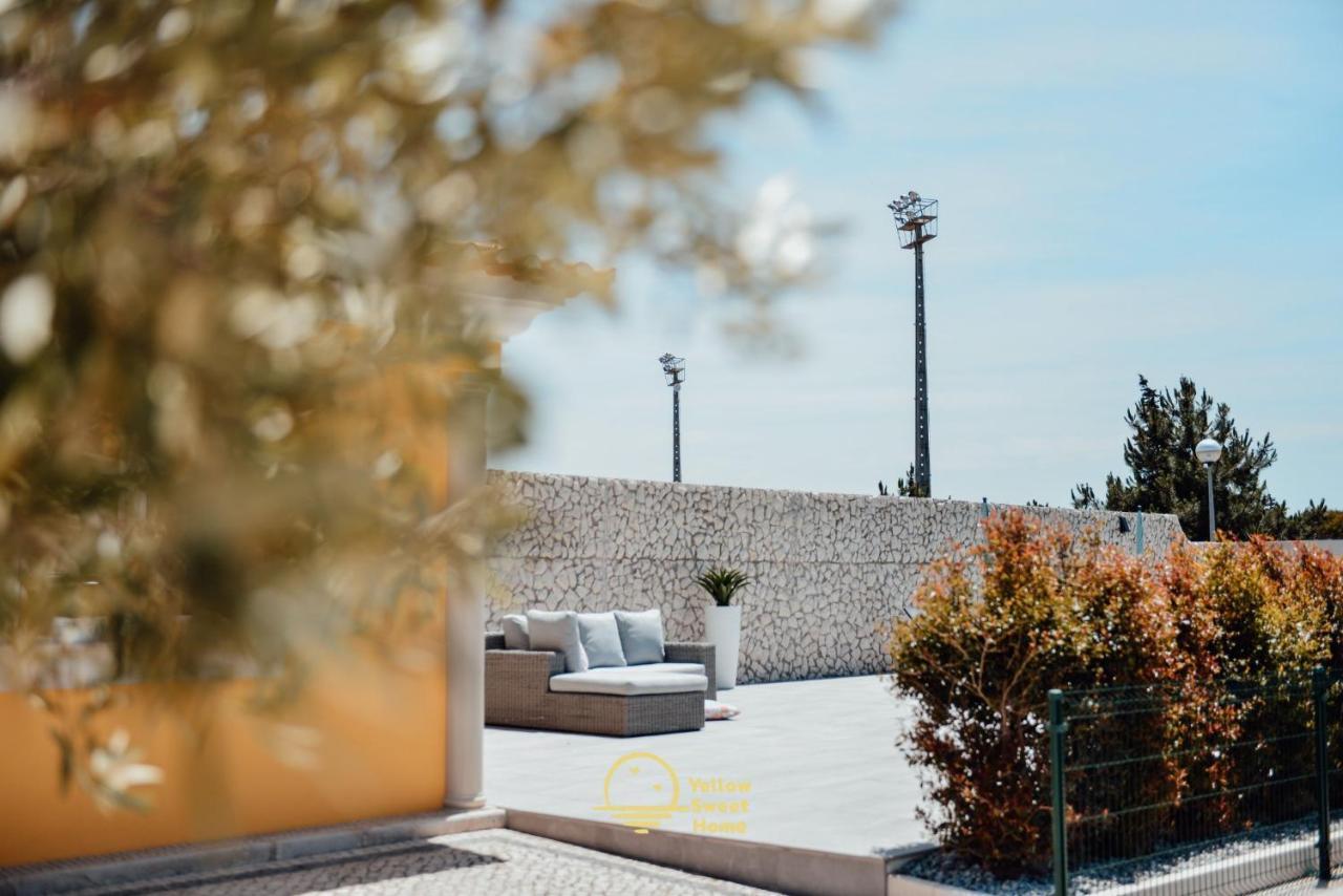 Yellow Sweet Home - Maria E Beatriz Nazaré Exteriér fotografie
