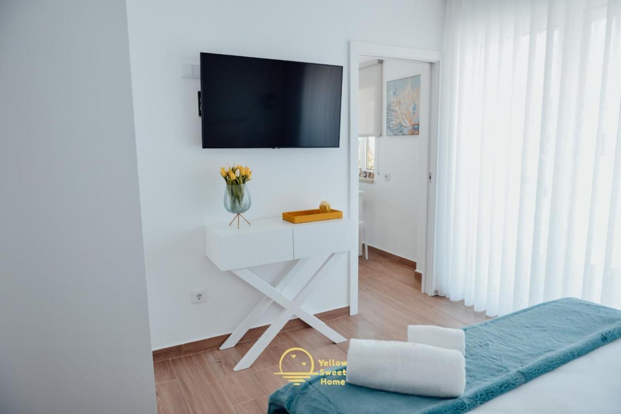 Yellow Sweet Home - Maria E Beatriz Nazaré Exteriér fotografie