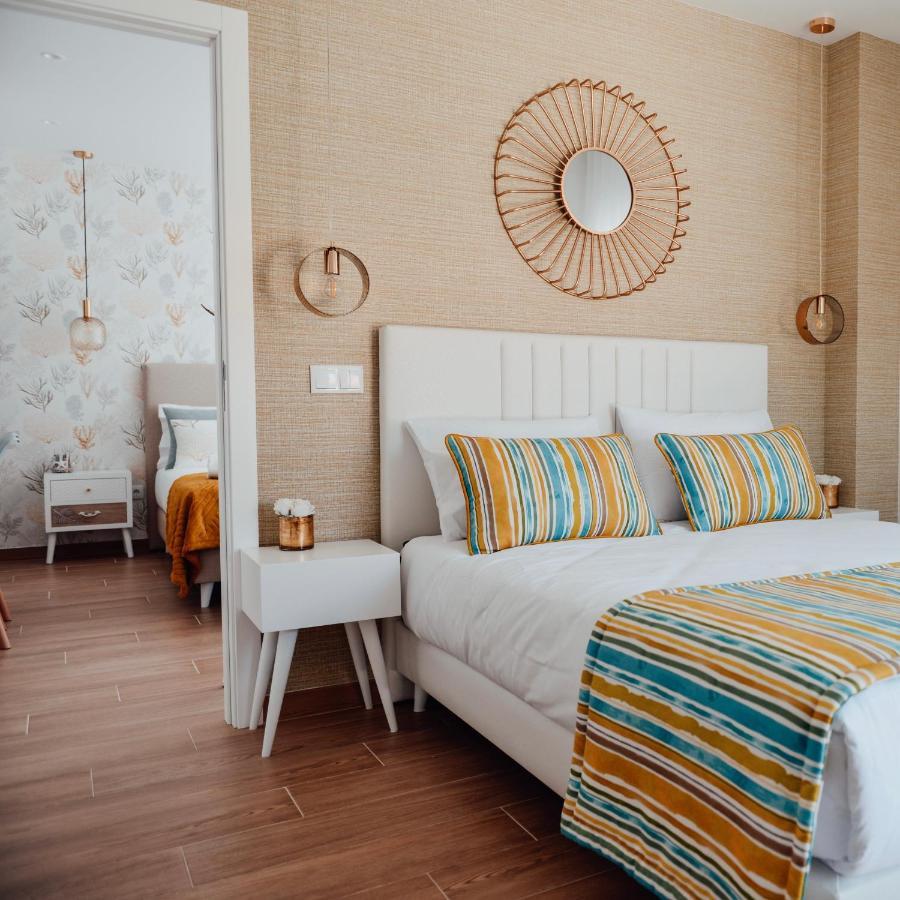 Yellow Sweet Home - Maria E Beatriz Nazaré Exteriér fotografie